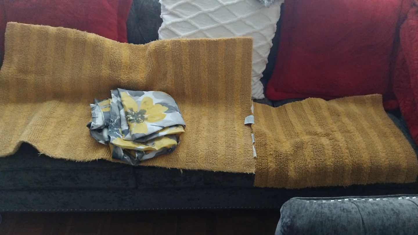 Yellow Bath Mats (Set of 2) - photo 2