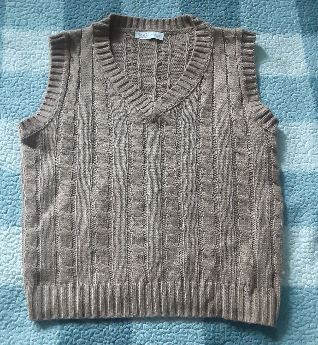 Romwe Cable Knit V-Neck Vest - Size L