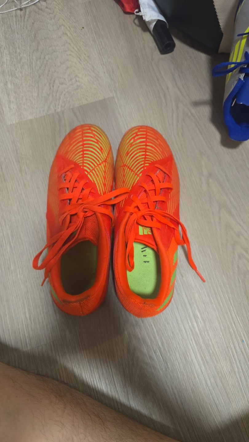 Soccer cleat - photo 2