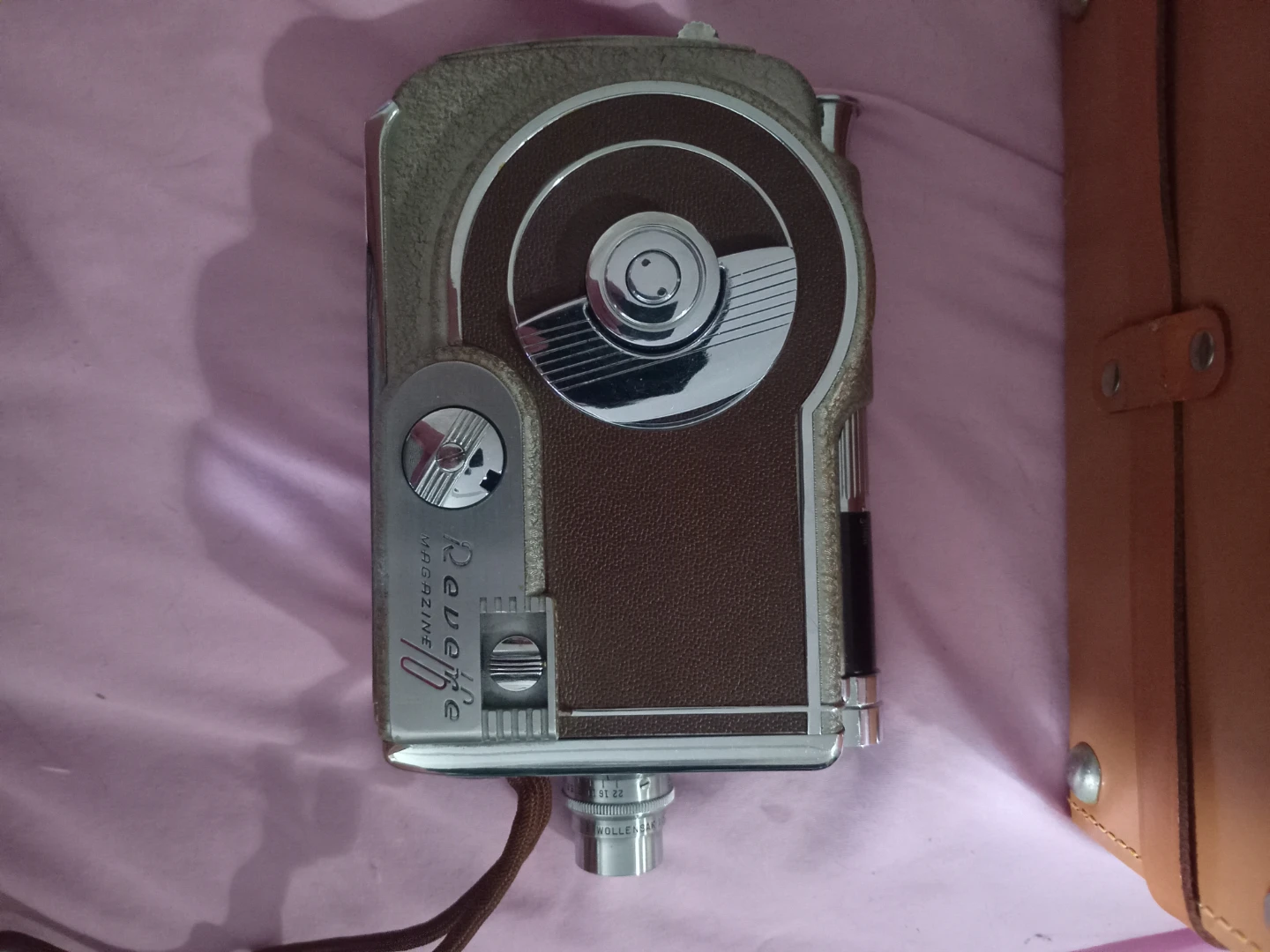 Revere Magazine Cine Sixteen Model 16mm Film Camera