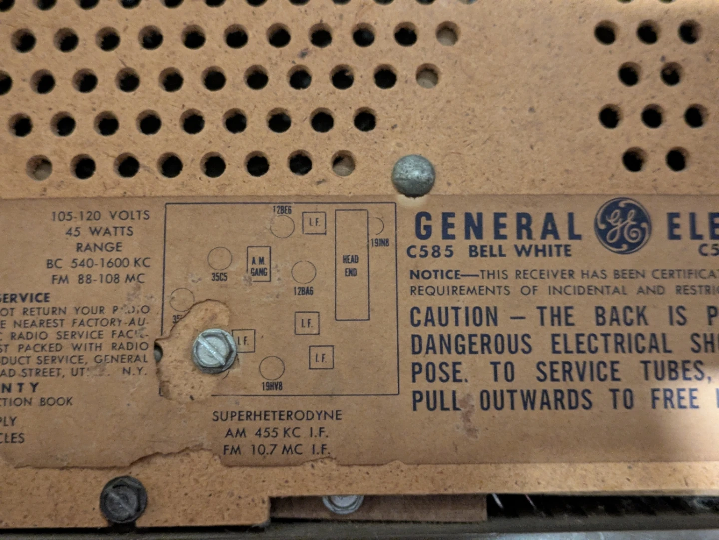 Vintage General Electric C585 AM/FM tube clock radio - photo 3