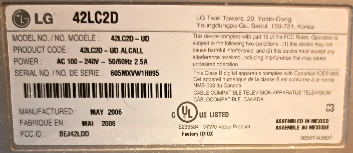 42 inch LG lcd TV from 2006 - photo 3