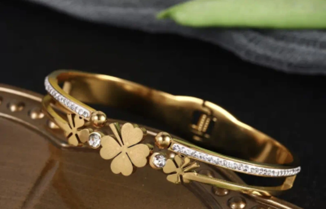 Gold Clover Bangle Bracelet with Crystals - photo 3