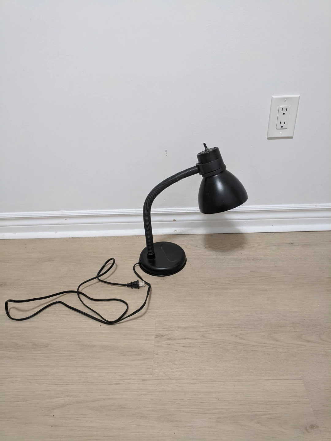 Black Task Lamp - photo 2
