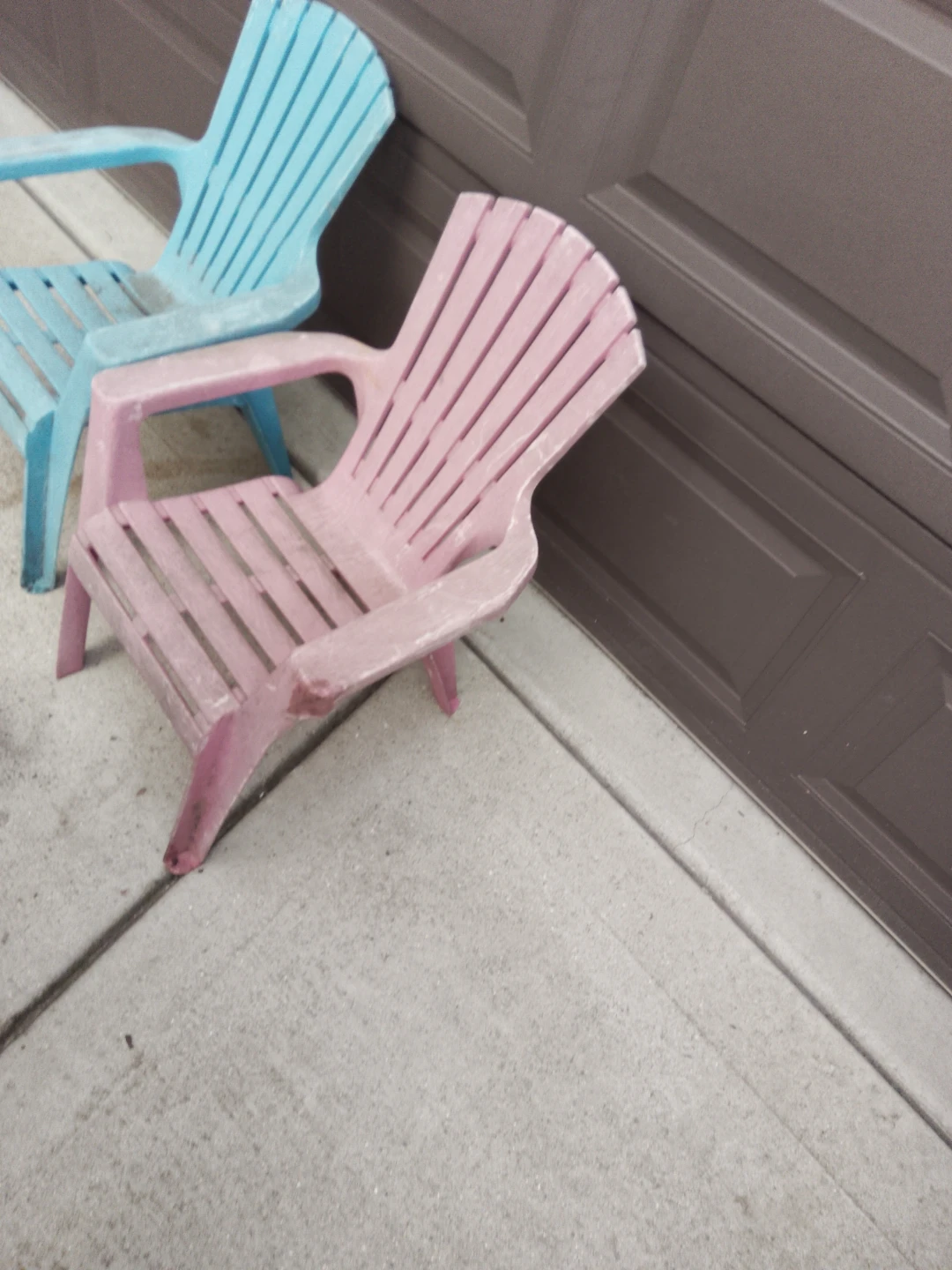 Kids Plastic Adirondack Chairs (Blue & Pink) - photo 3