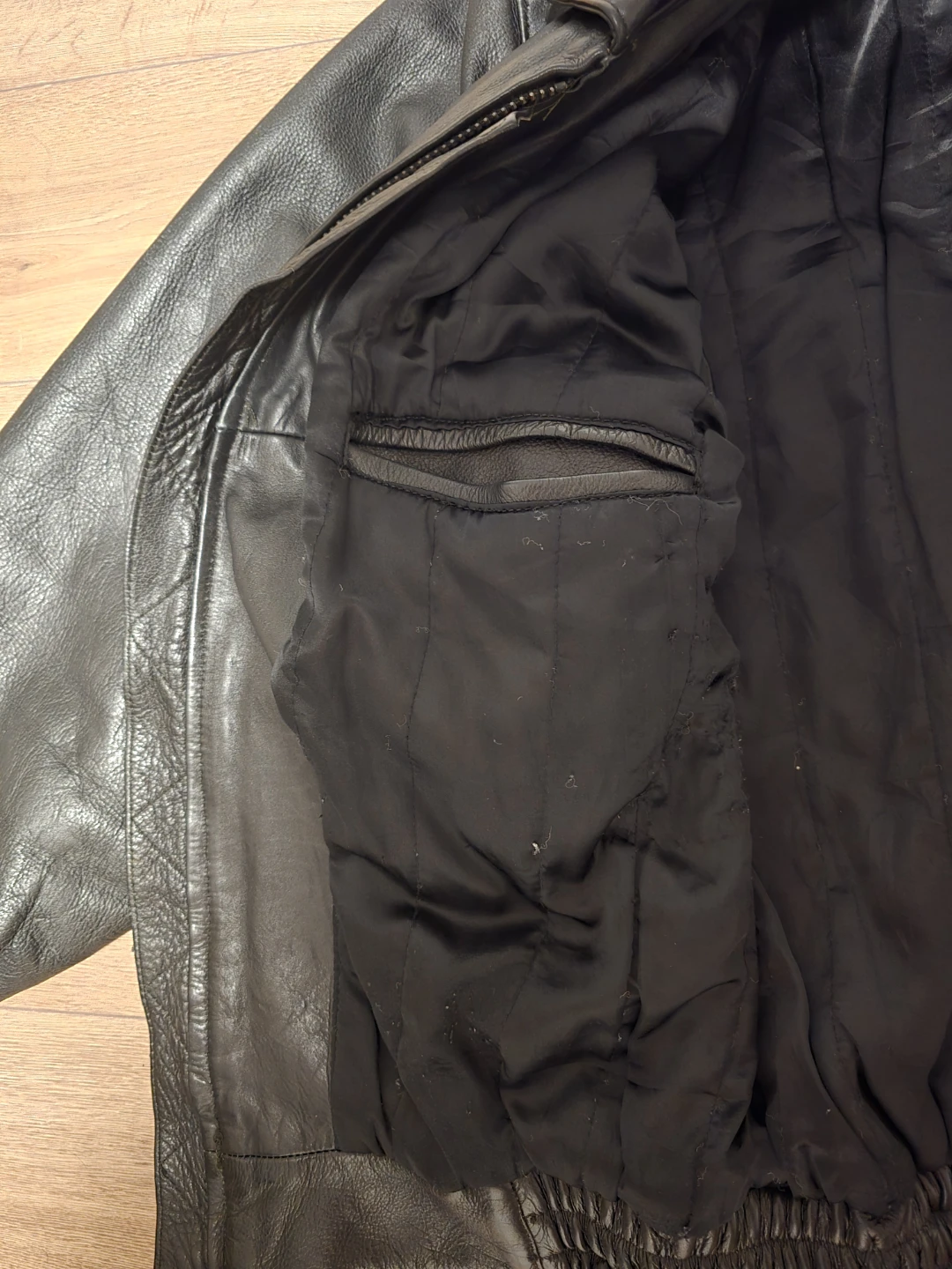 Geniune black leather men's jacket - photo 3
