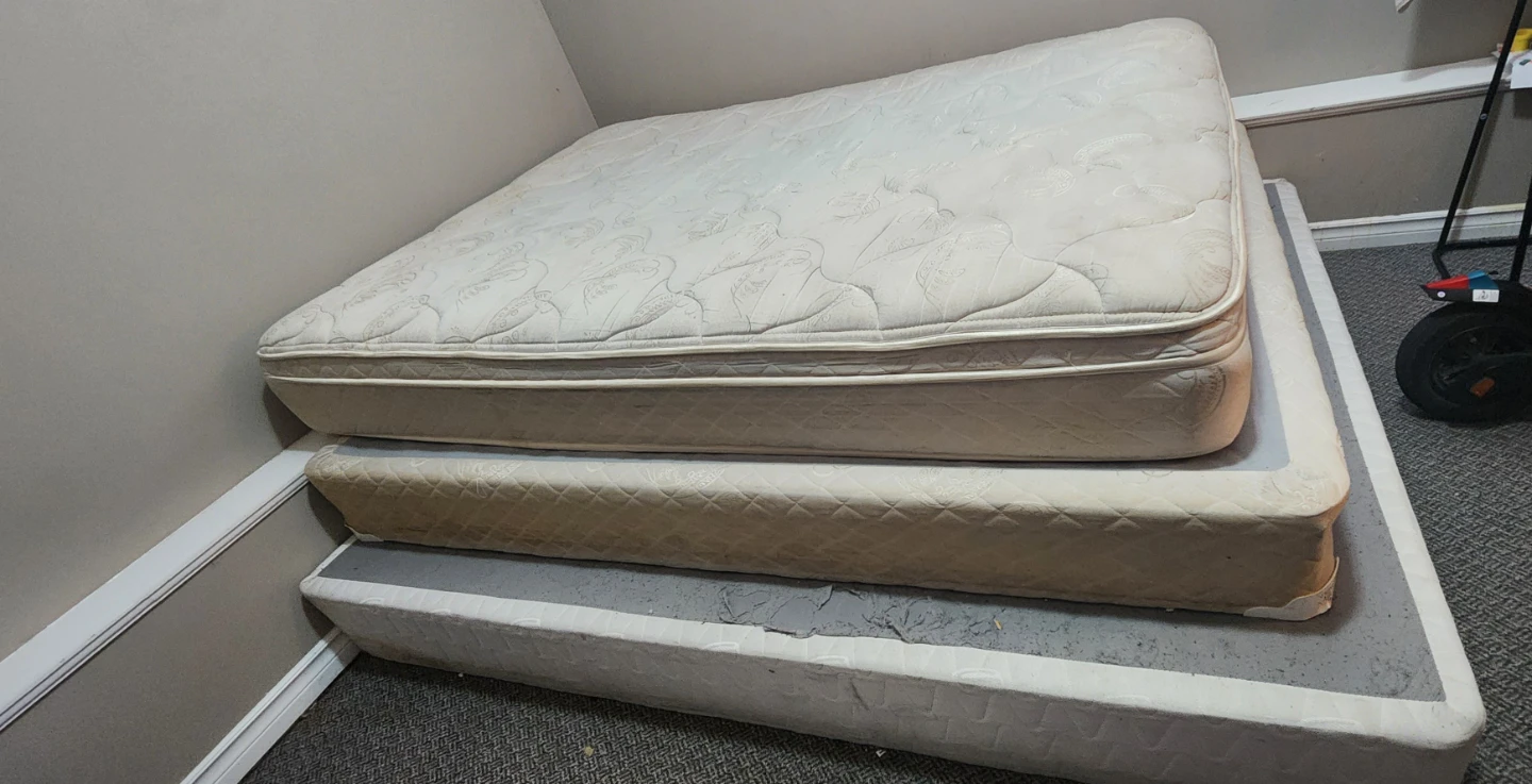 Used mattress - photo 3