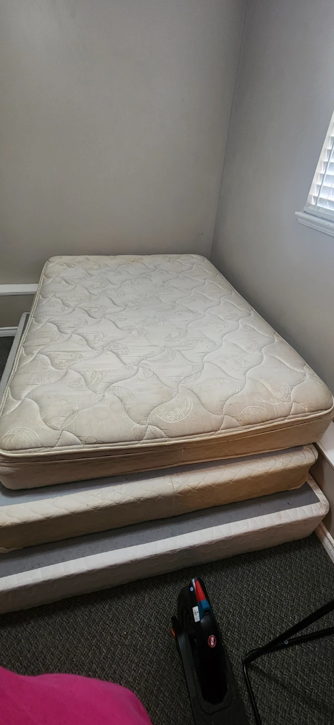 Used mattress - photo 4