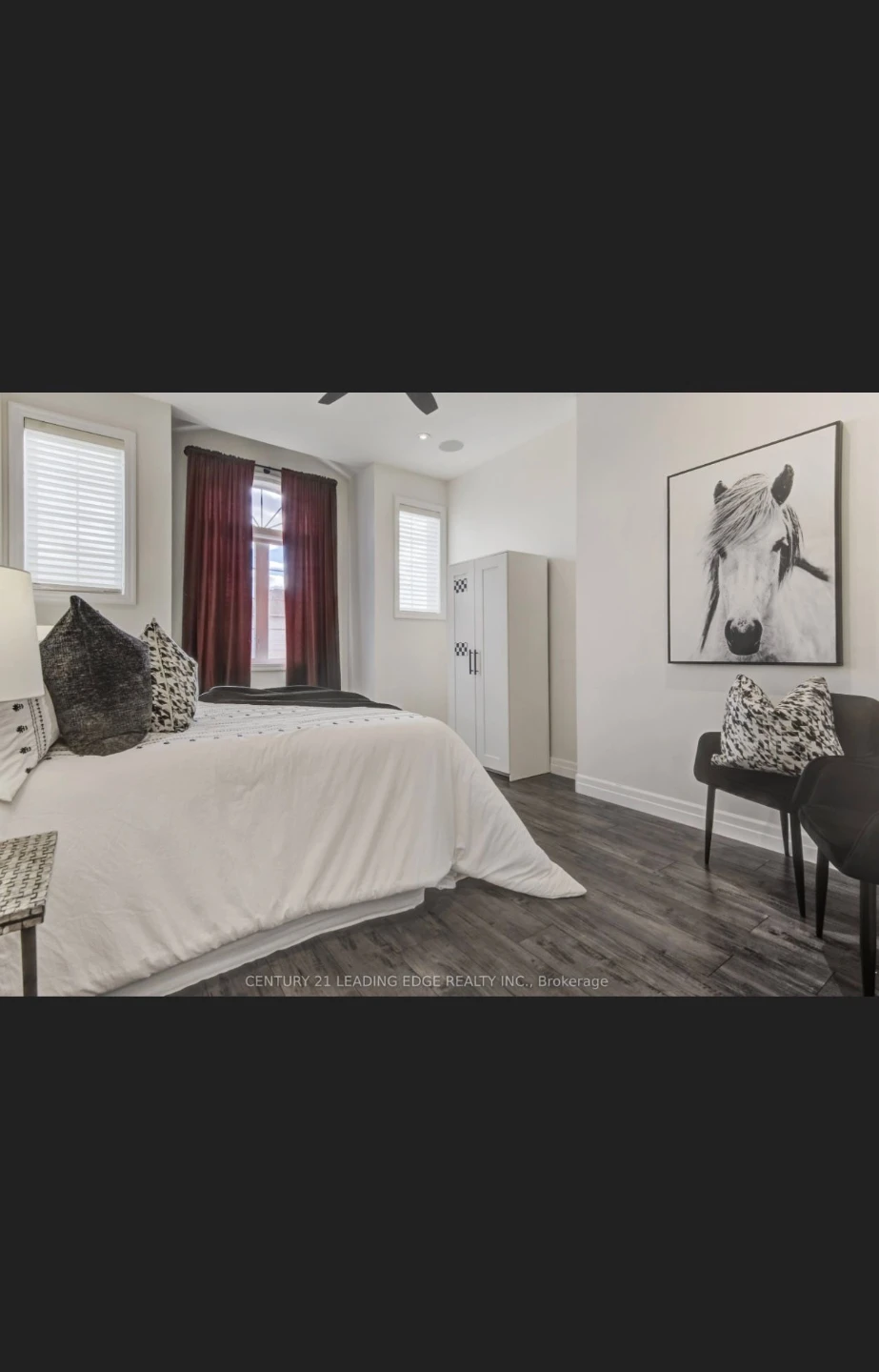 ROOM FOR RENT FOR IMMEDIATE MOVE IN FOR 2 GIRLS IN SHARING