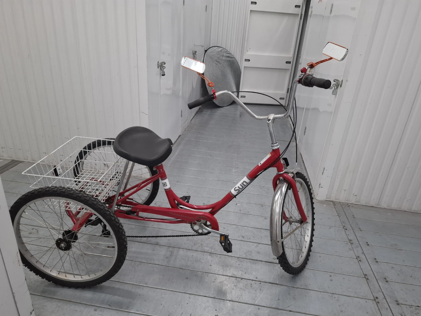 Red Sun Tricycle with Basket - photo 2