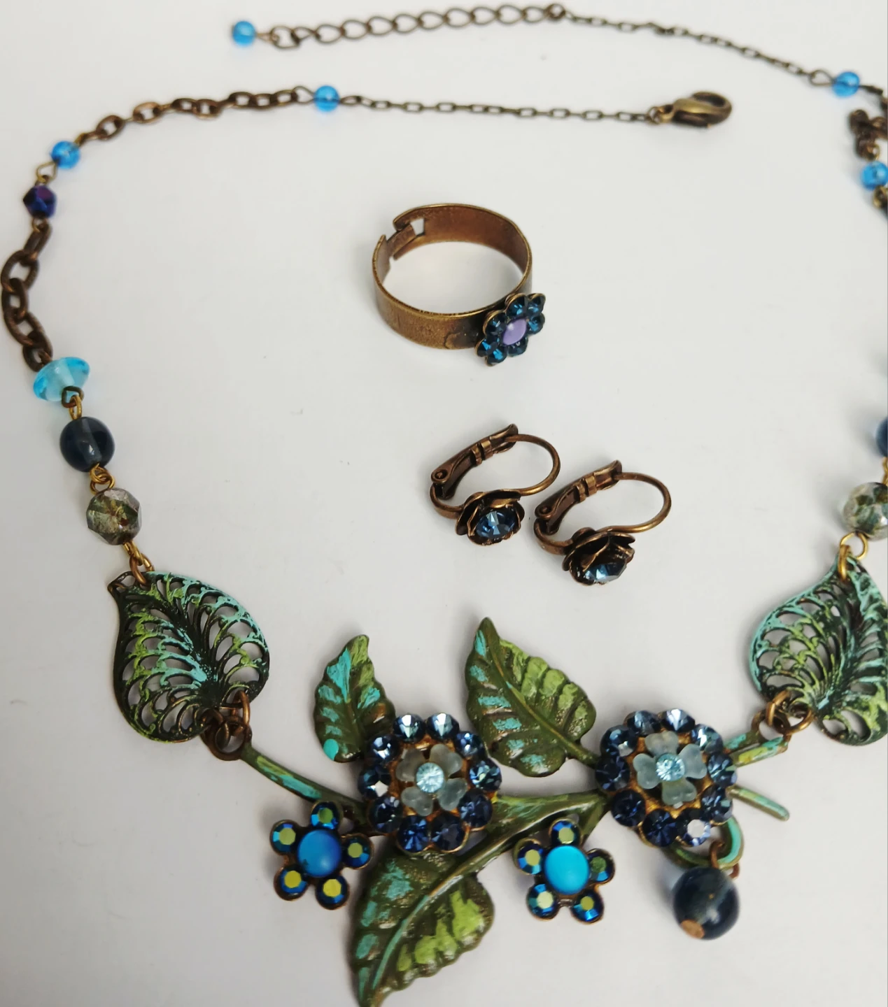 Jewellery Set - Necklace, Earrings, and Ring - photo 3