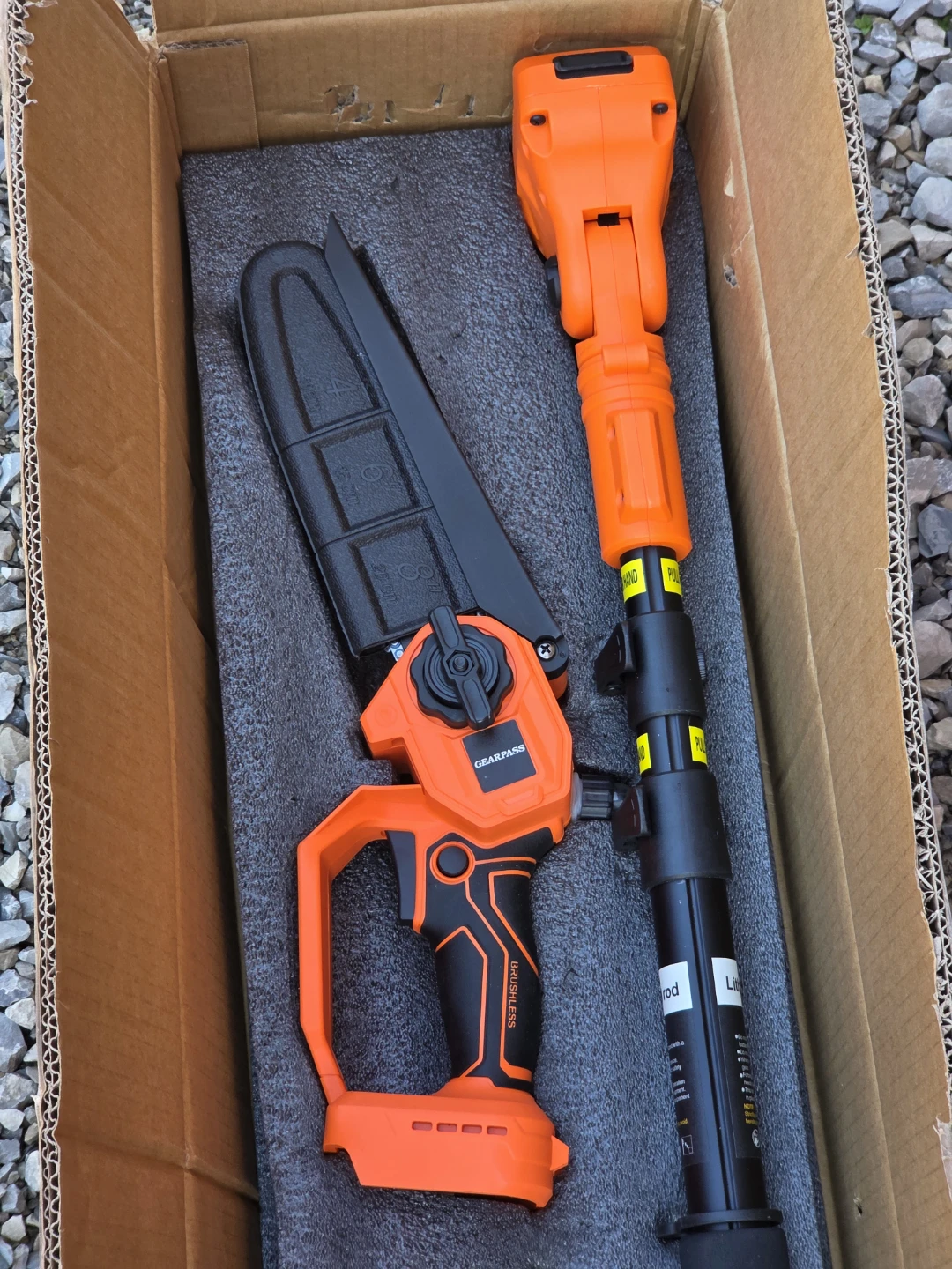 Brand New 4-in-1 Cordless Pole Saw & Electric Pruner Kit 21V - photo 2