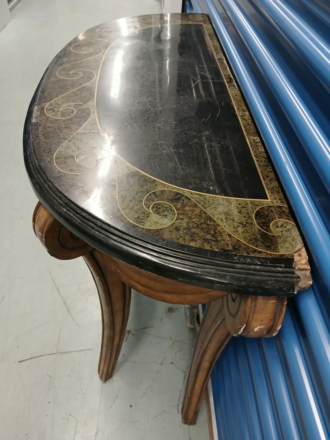 Half-Moon Console Table with Decorative Top - photo 5