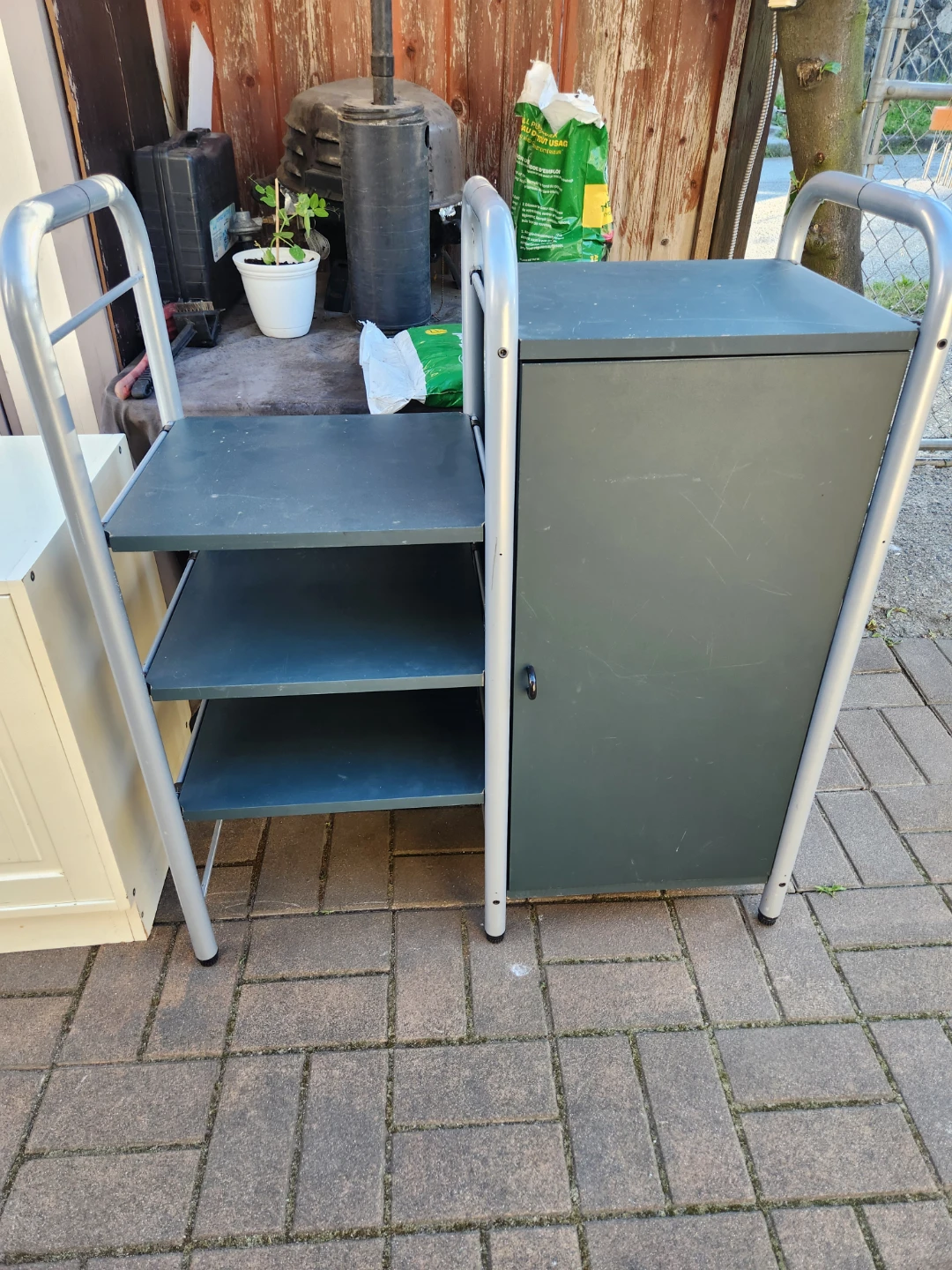 Green Multi-shelf Storage Unit with Cabinet