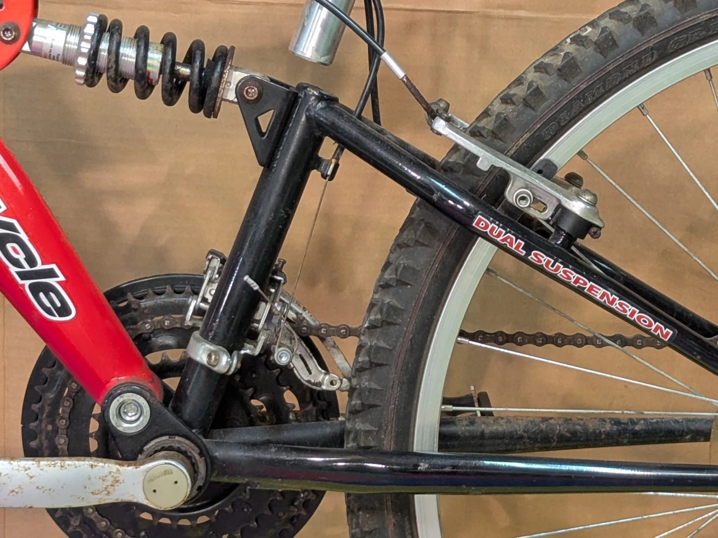 26" wheels, Dual Suspension Mountain Bike, size large - photo 3