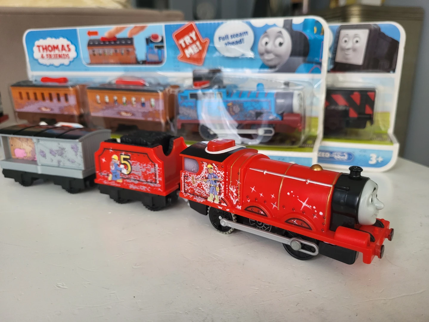 Thomas & Friends Talking Diesel, Thomas & James Motorized Trains - photo 2