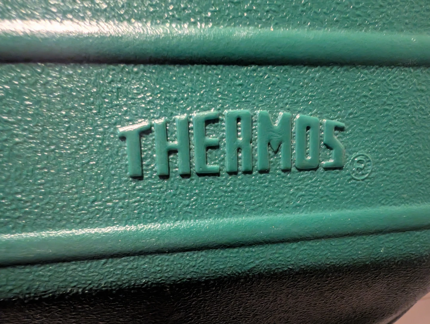 Thermos Cooler Box