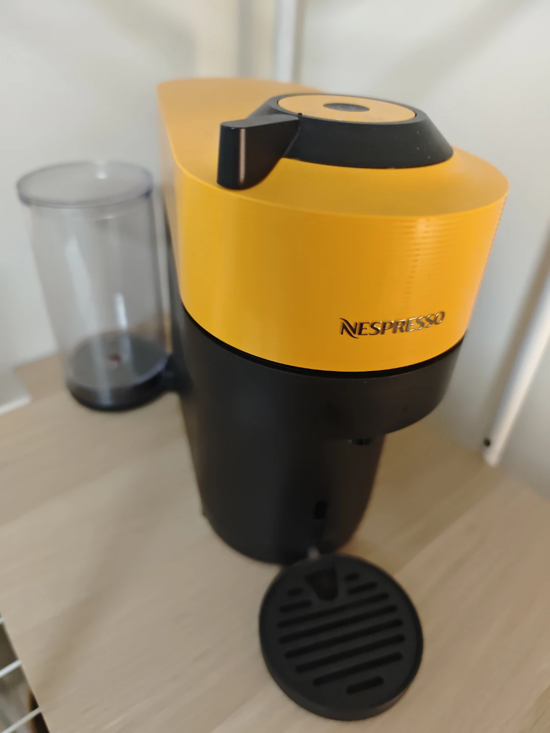 Nespresso Vertuo Pop + Mango Yellow