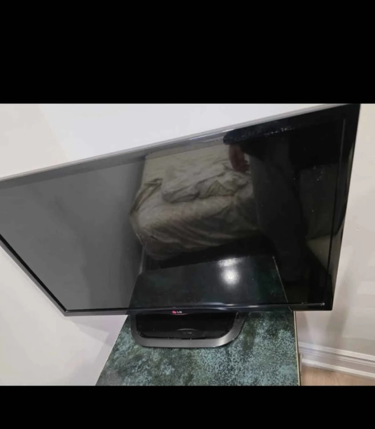 LG Television 32"