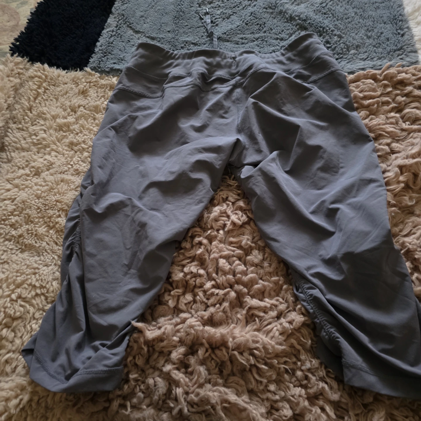 Kirkland Signature Grey Athletic Capris⚽ - photo 2