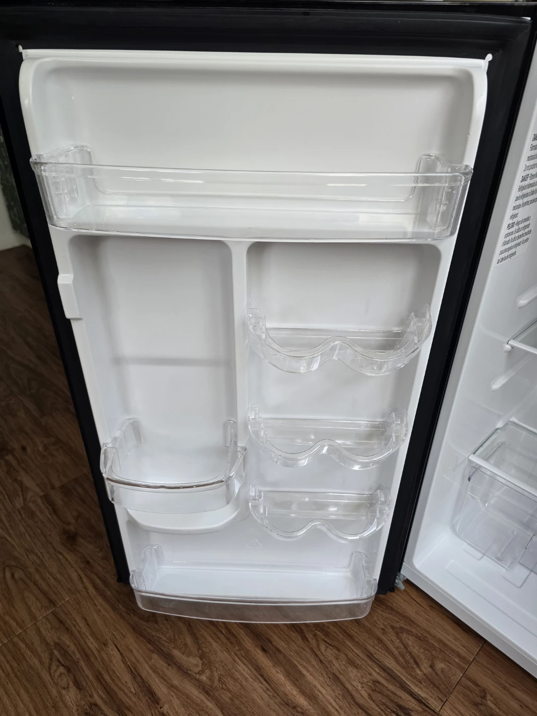 Hamilton Beach Mini Fridge (3.3 CF) - photo 5