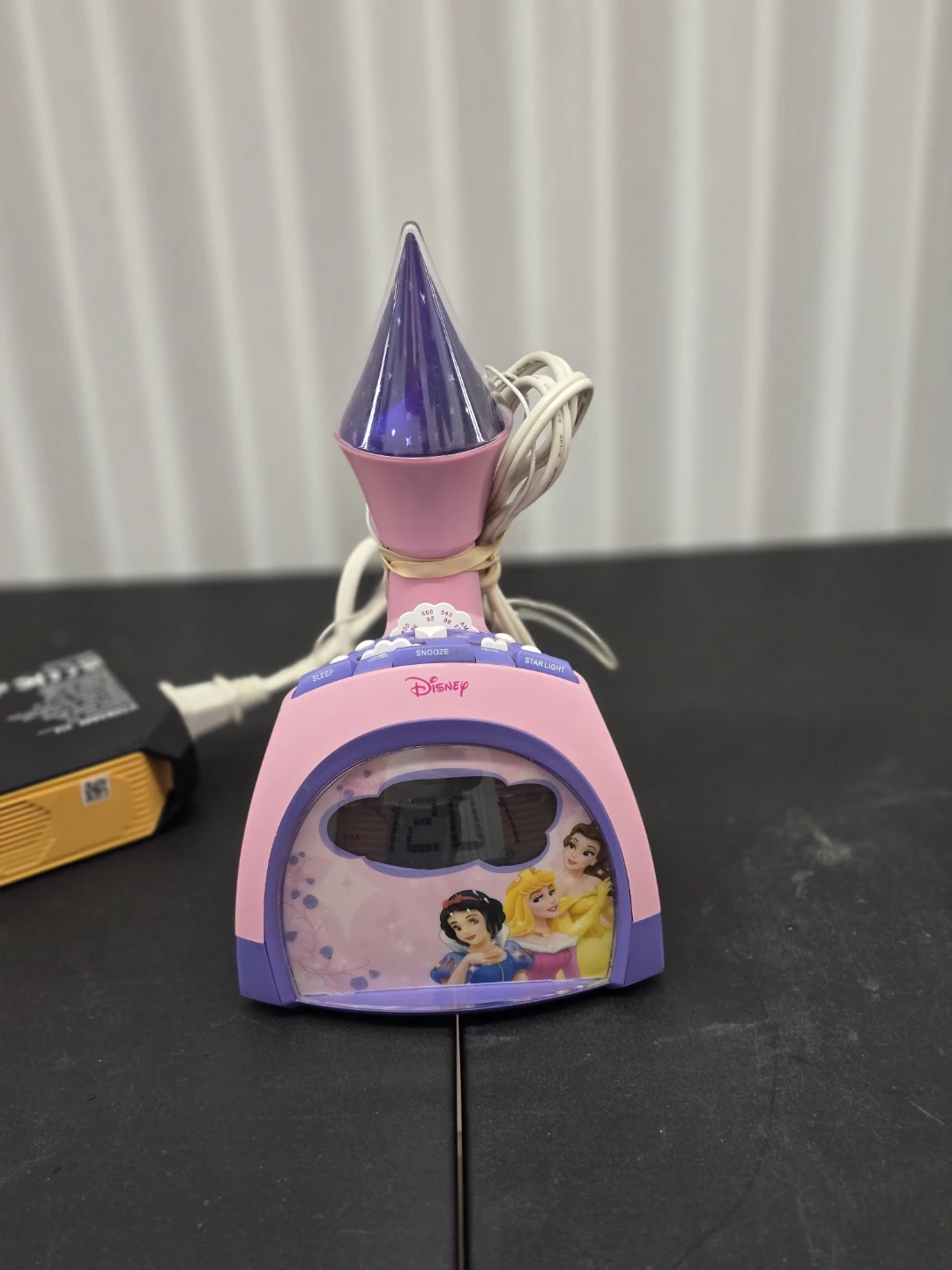 Disney Princesses Clock Radio - photo 2