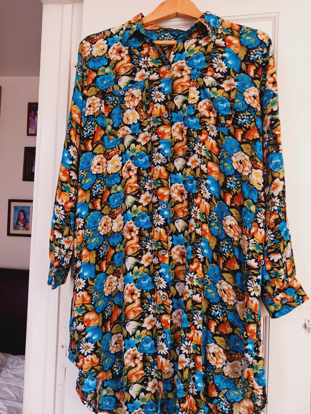 New !! Beautiful Floral Button-Up Dress. L. - photo 4