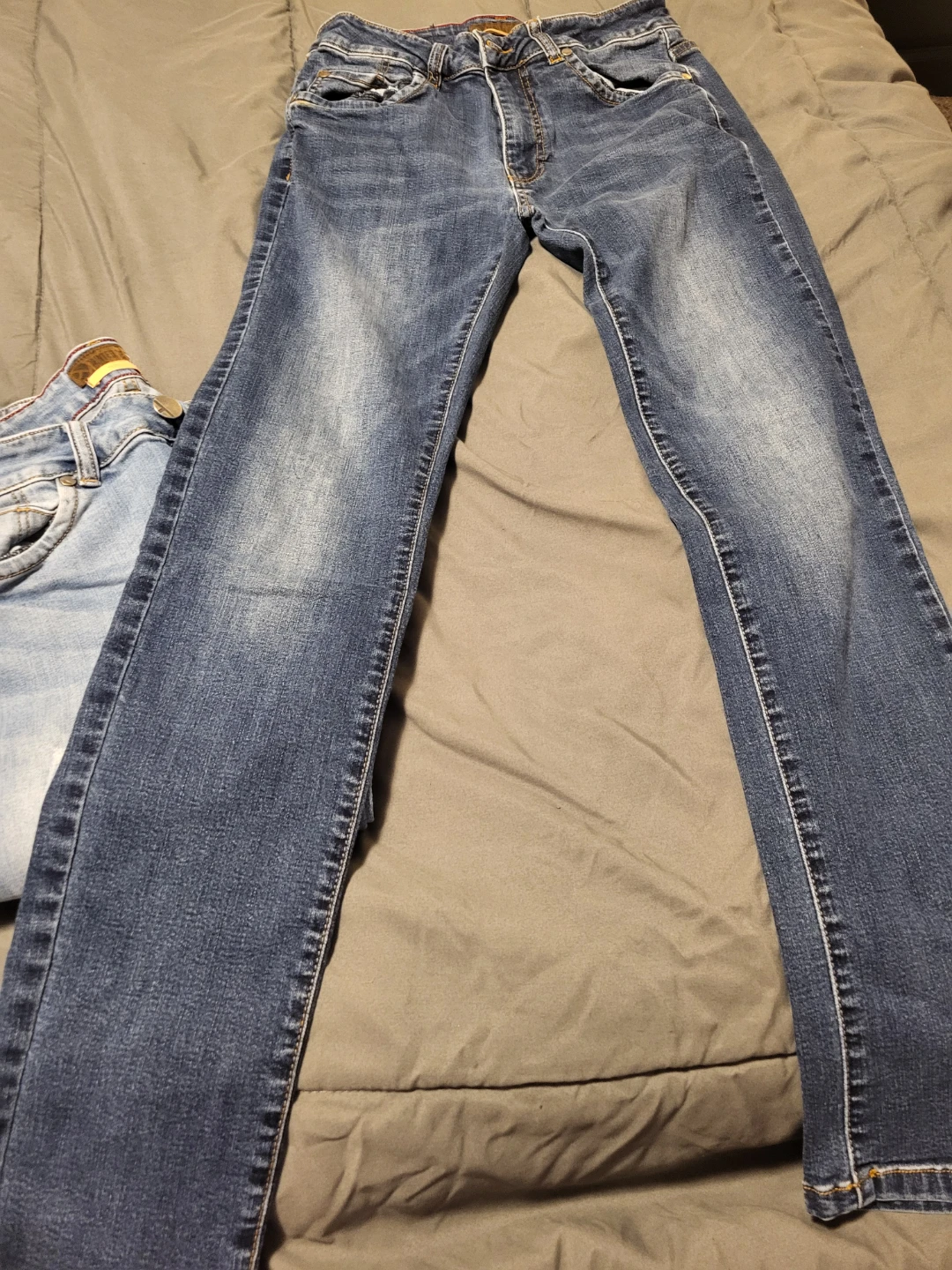 Tainted Bean Slim Jeans Size 28 - photo 2