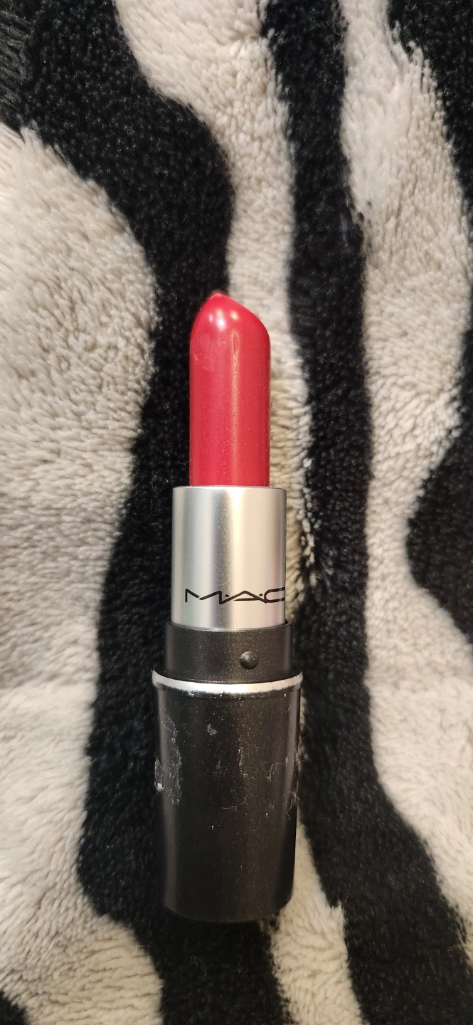 MAC Lipstick & Clinique Lip Gloss - photo 2