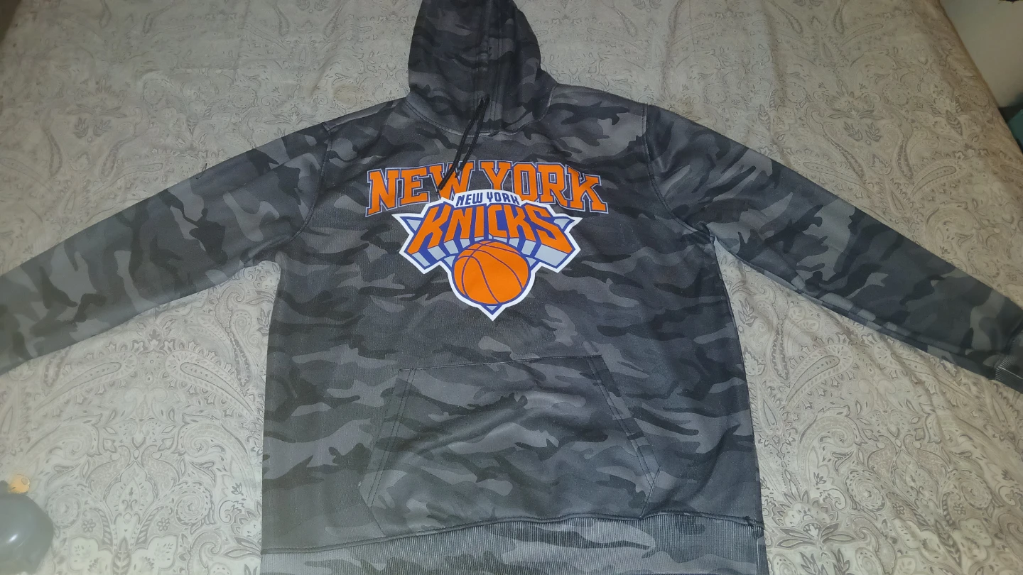 Knicks camo hoodie (men) size Large