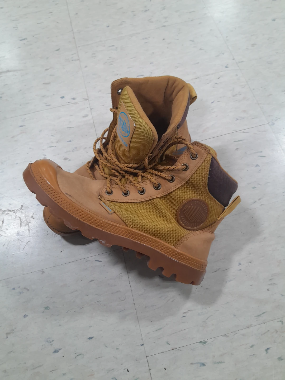 Palladium Pampa Hi Boots Men's Size 7 - photo 5