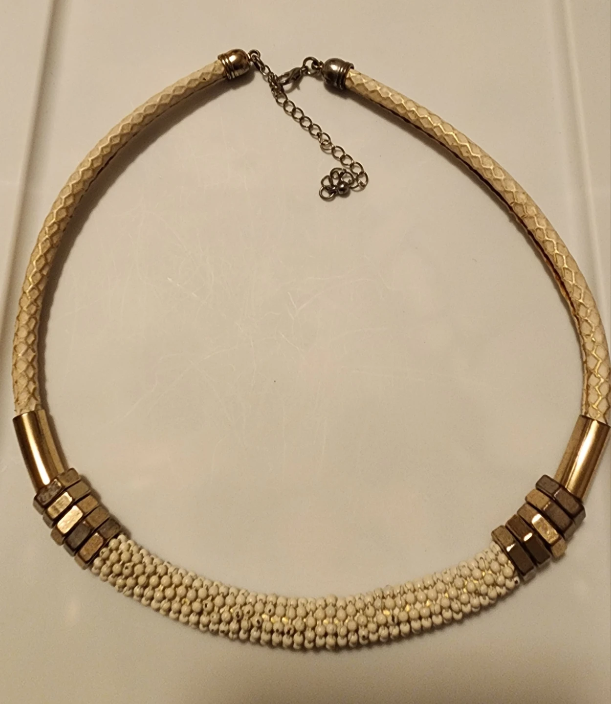 Choker Necklace with Beads and Gold Accents