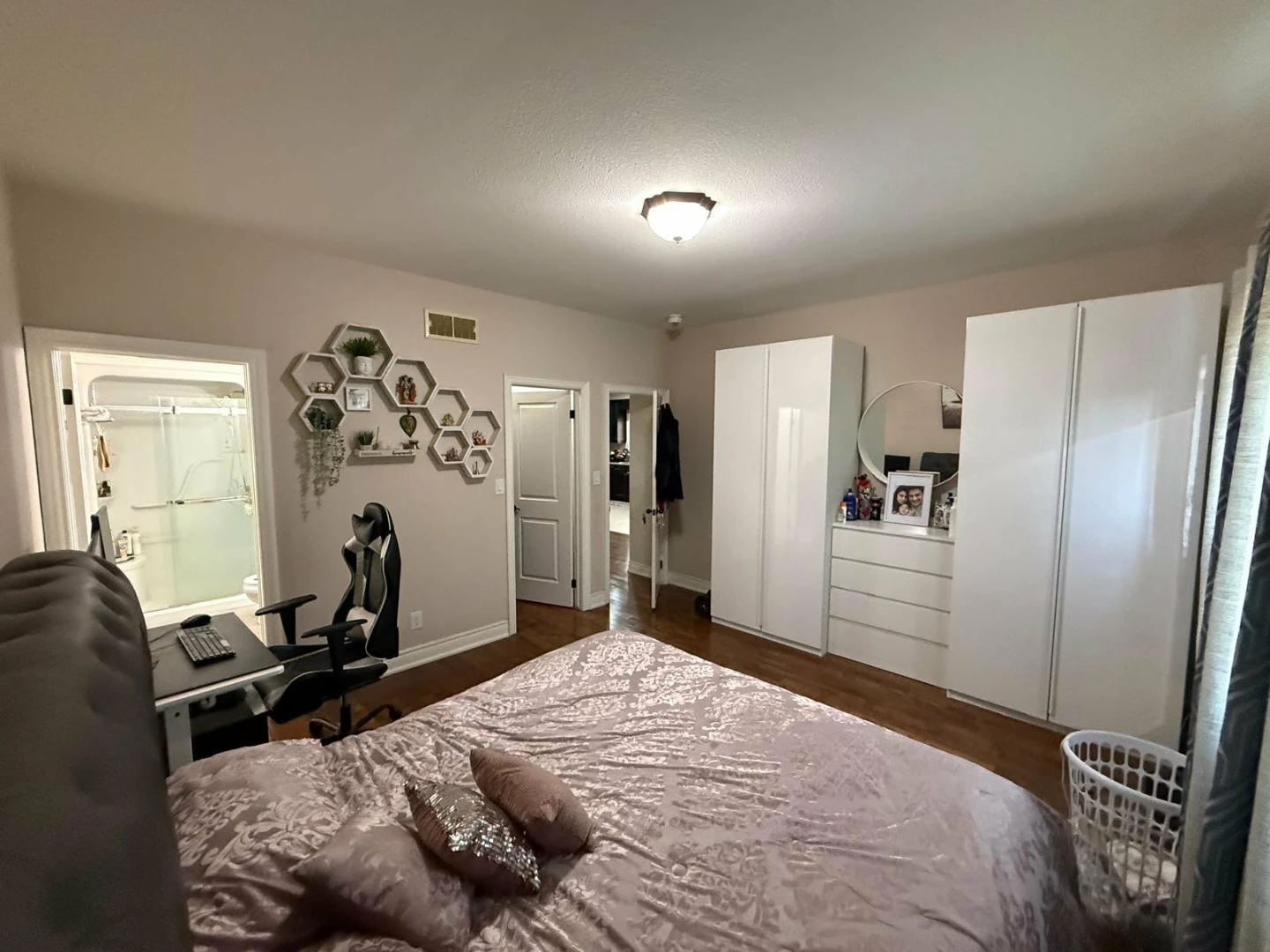 2 Bedroom 2 Bathroom Bungalow - photo 4