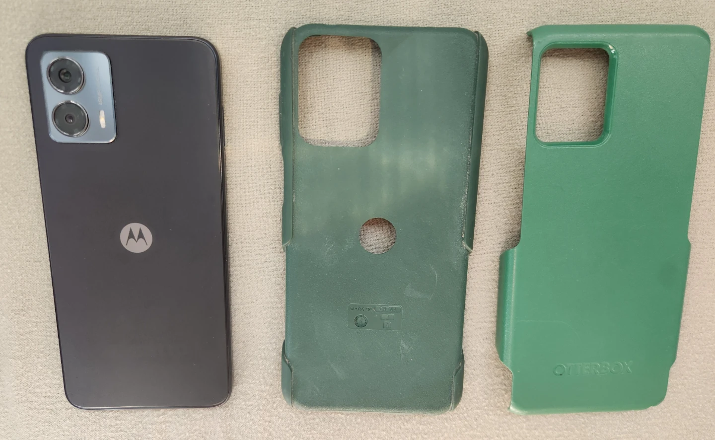 Motorola G 5G (2023) with Otterbox Case - photo 2