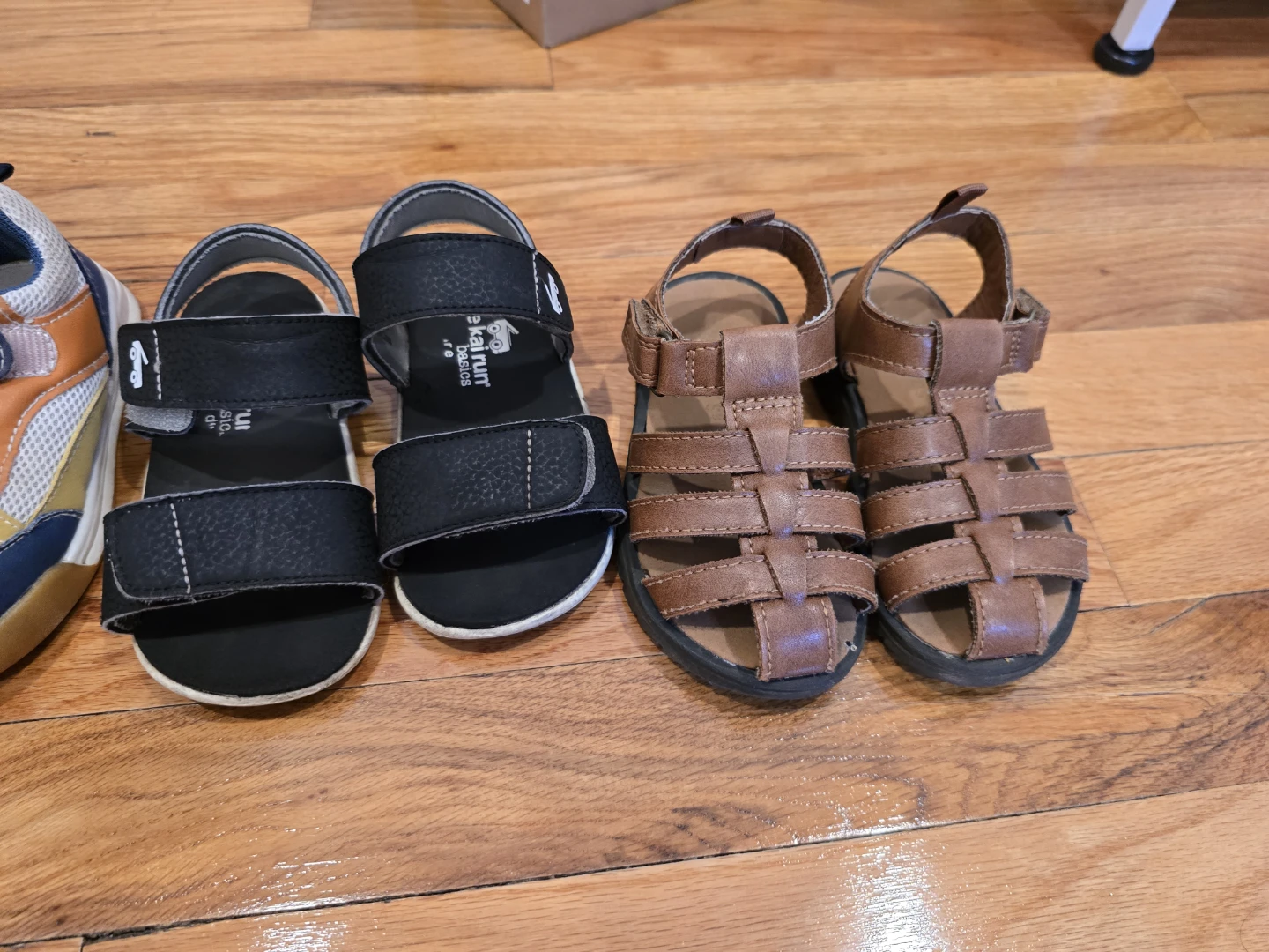 Kids Boots and Sandals Bundle! Toddler size 7. - photo 2