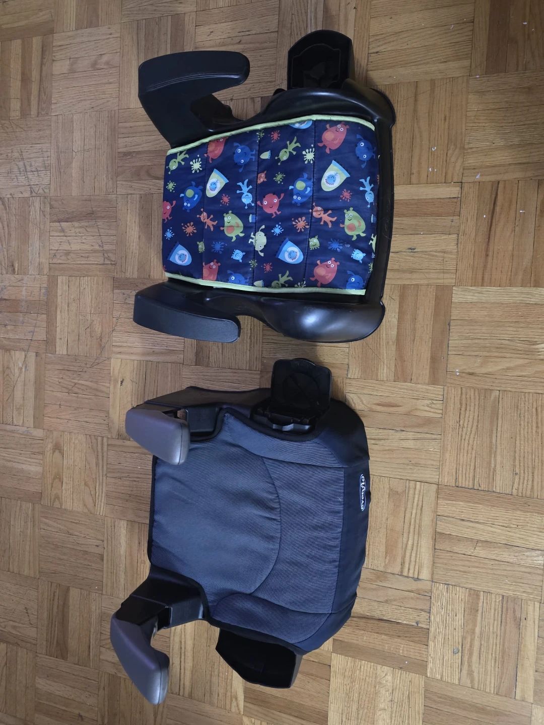 Evenflo & Graco Booster Car Seats. Each $20 - photo 3