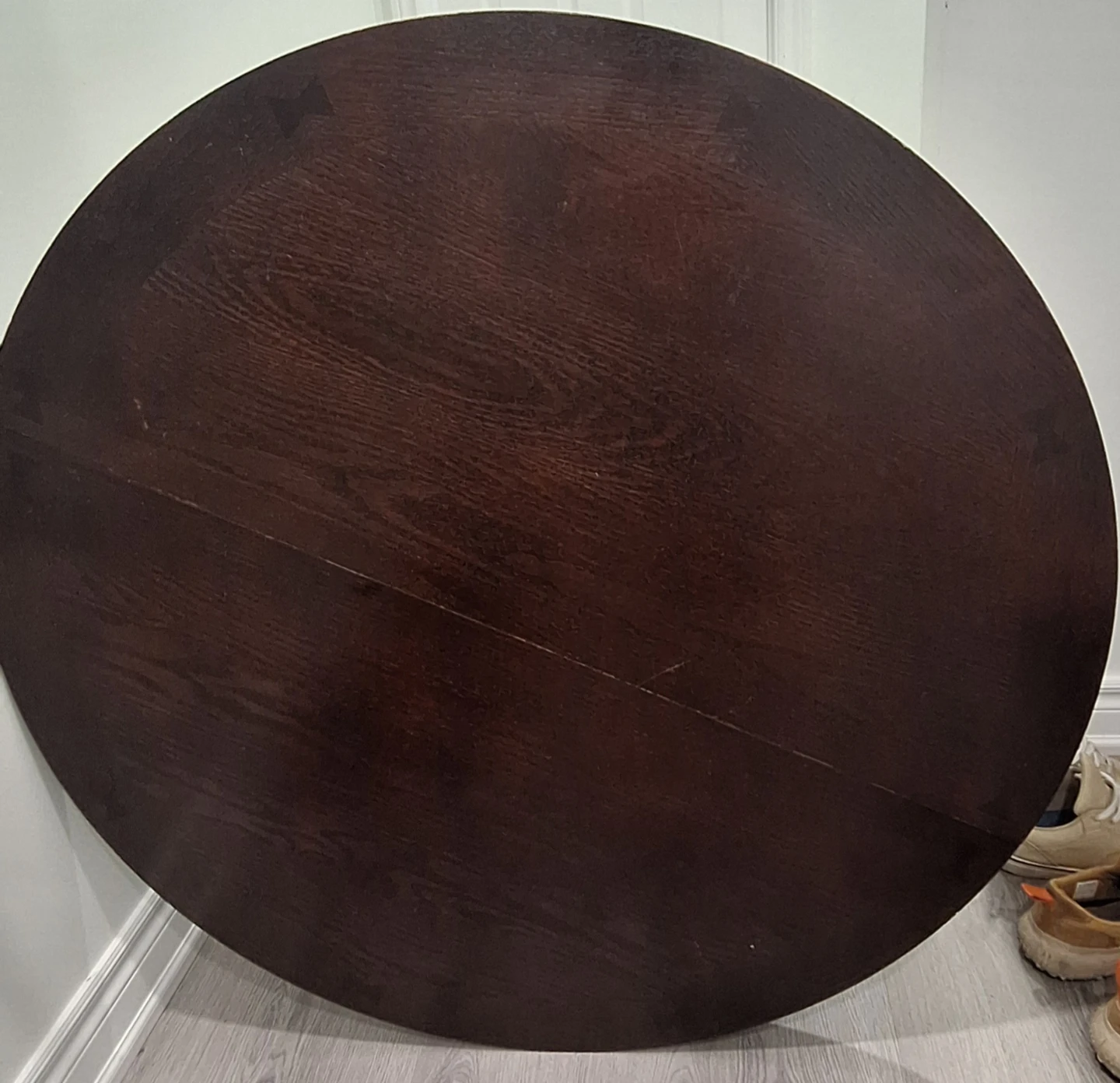 Round Wood Expandable Dining Table - photo 4