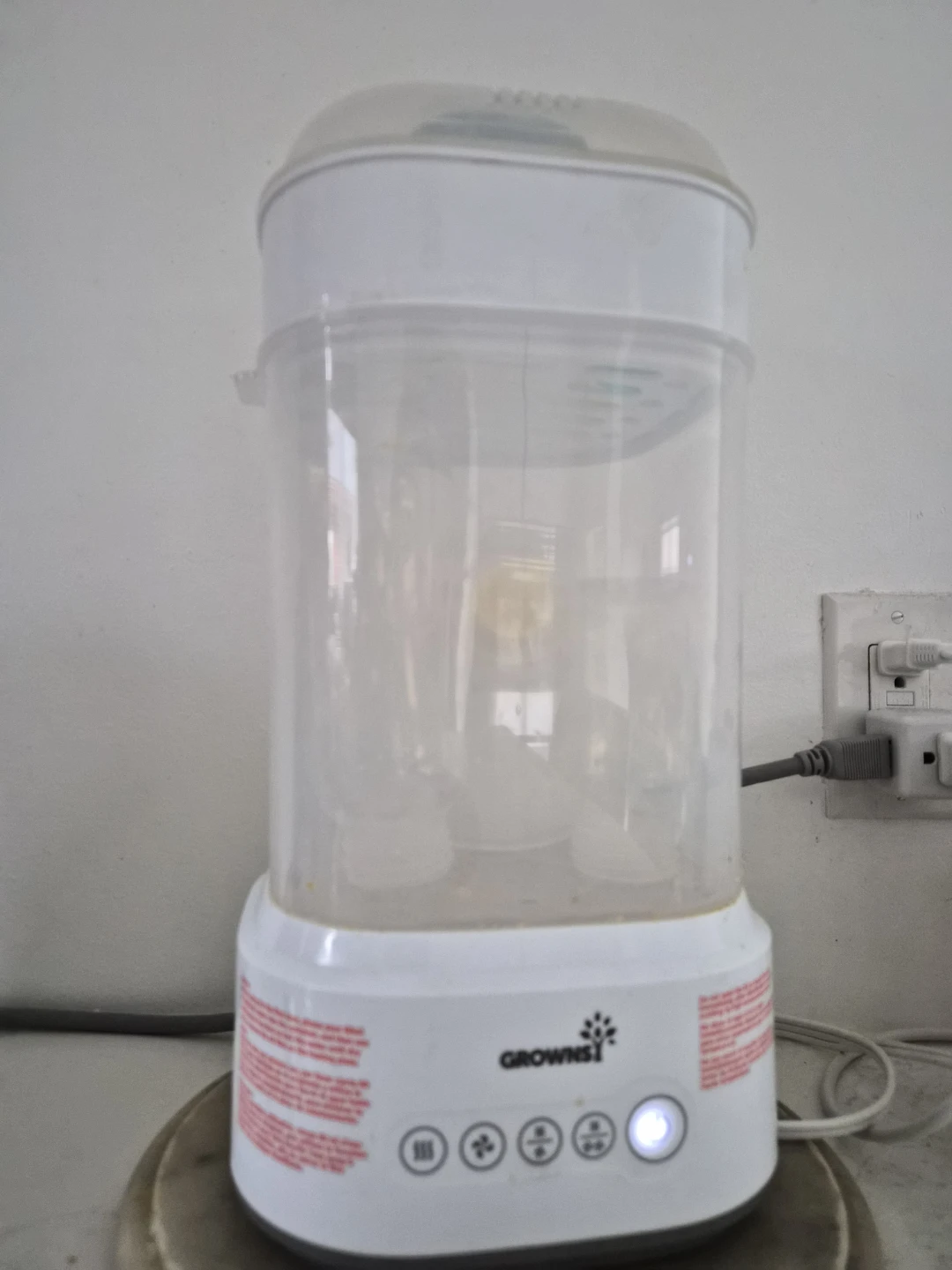 GROWNS! Baby Bottle Sterilizer