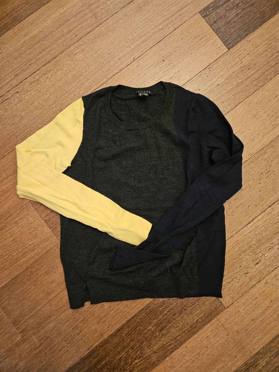 Theory Wool Sweater - photo 2