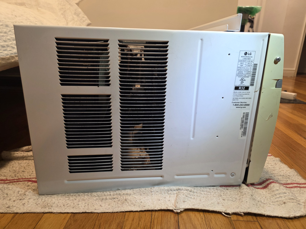 LG LW8019ER Room Air Conditioner - photo 3