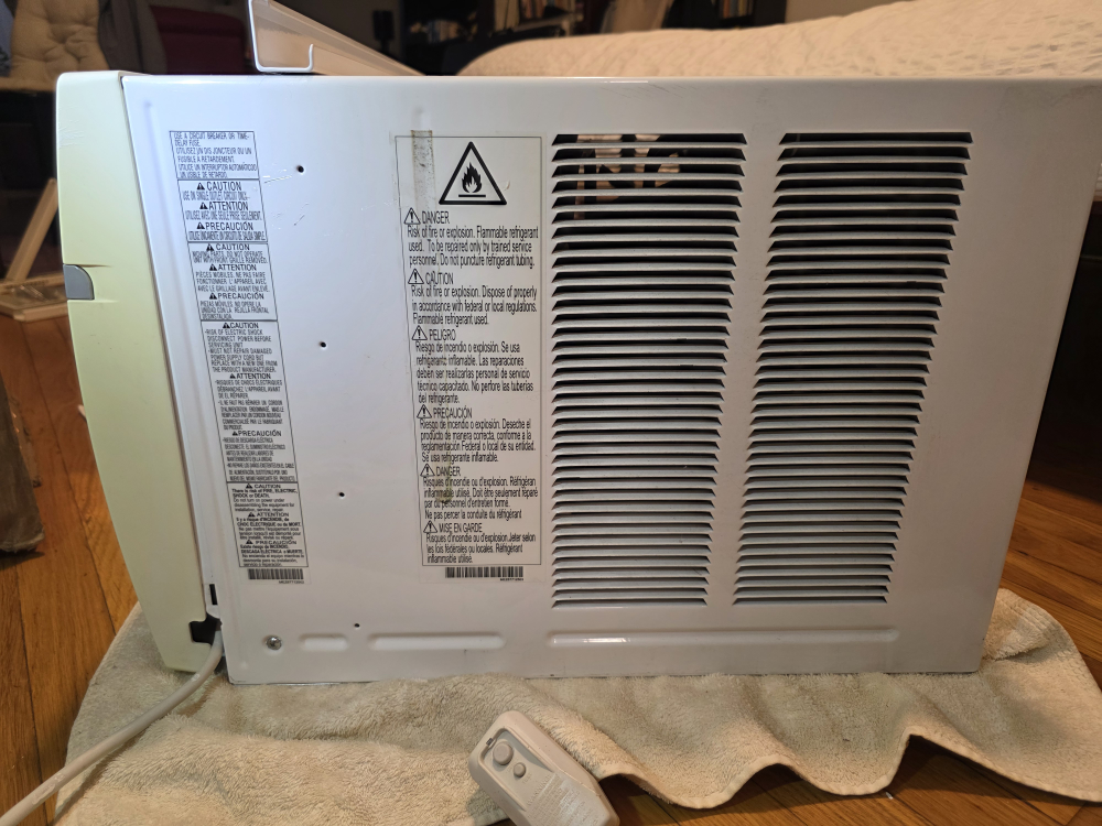 LG LW8019ER Room Air Conditioner - photo 4