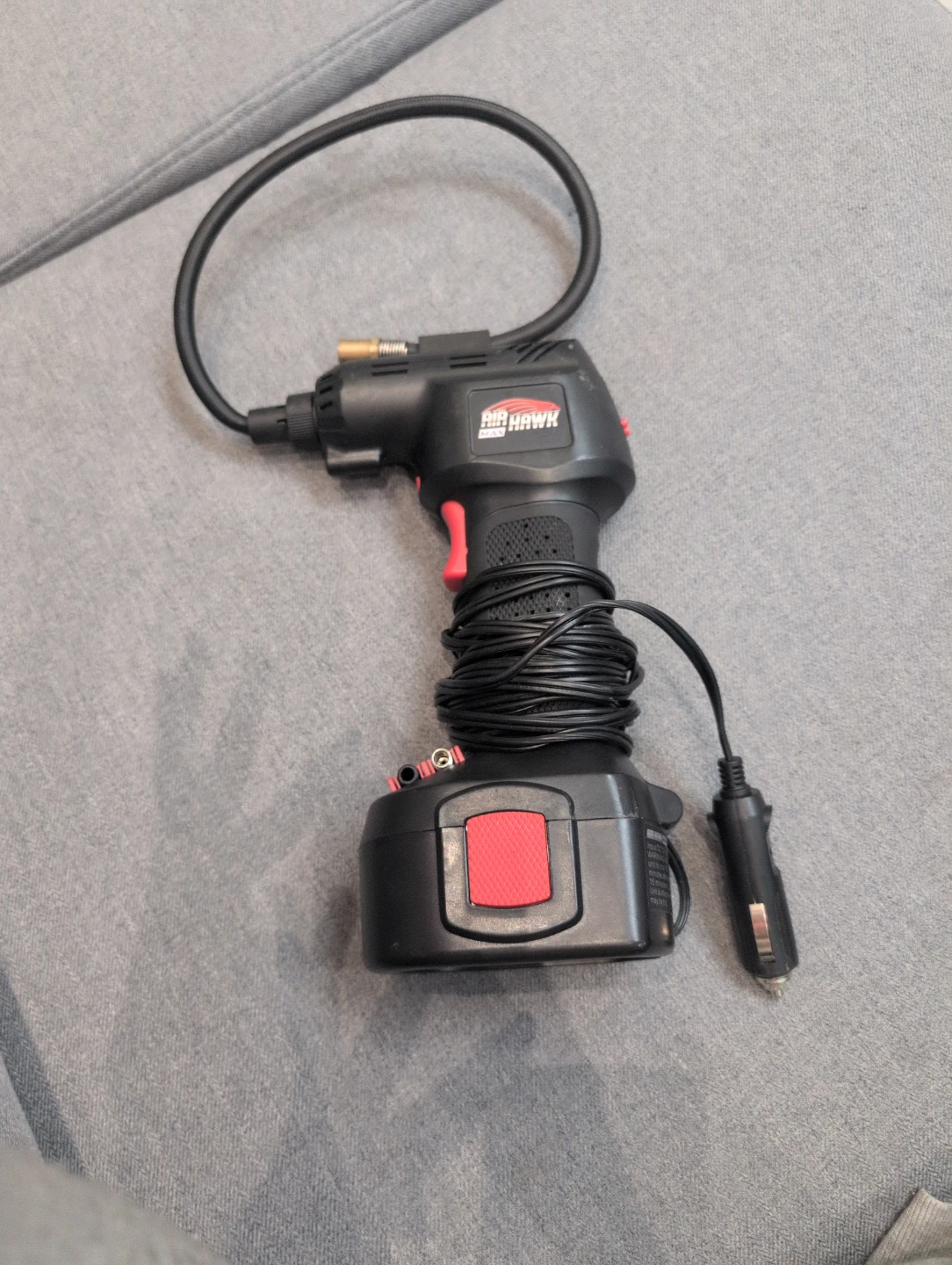 EMSON 12V Air Hawk Pro Air Compressor
