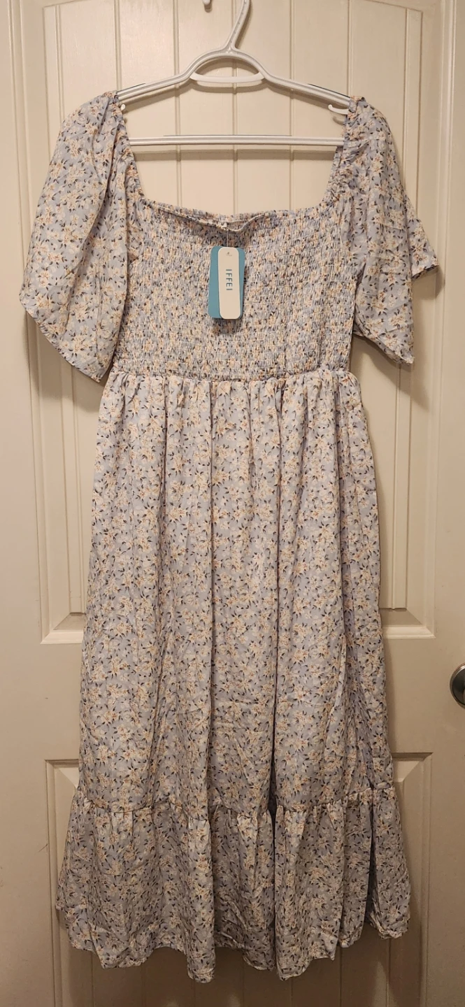 Floral Maternity Smocked Dress - photo 3