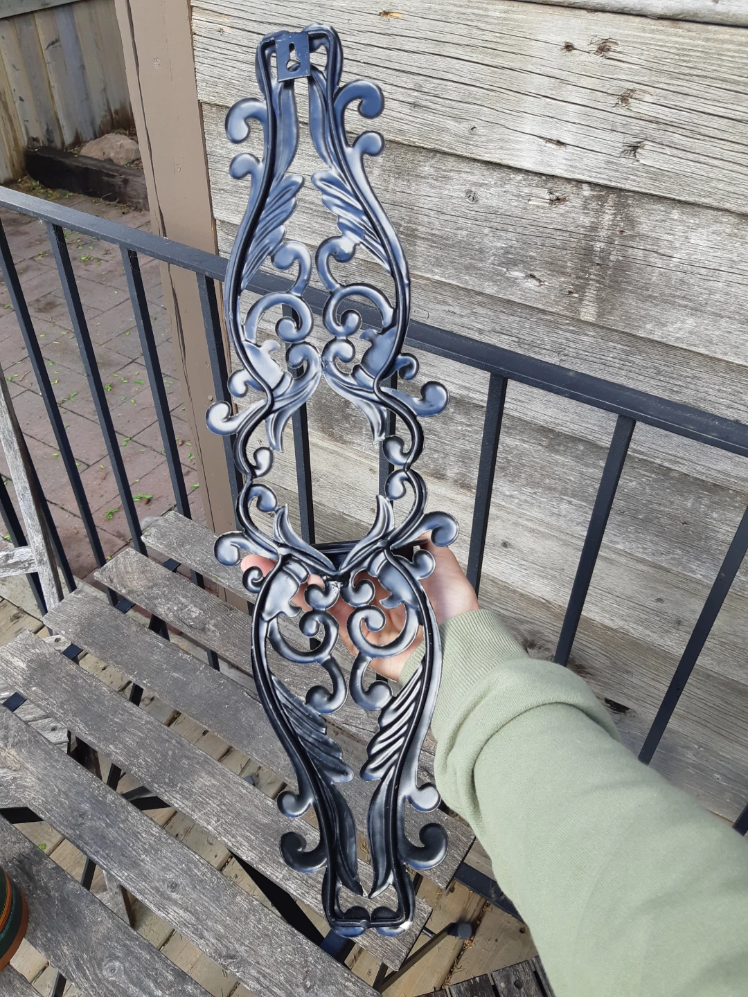 Intriquite Ornate Cast Iron wall sconce / candle holder - photo 5