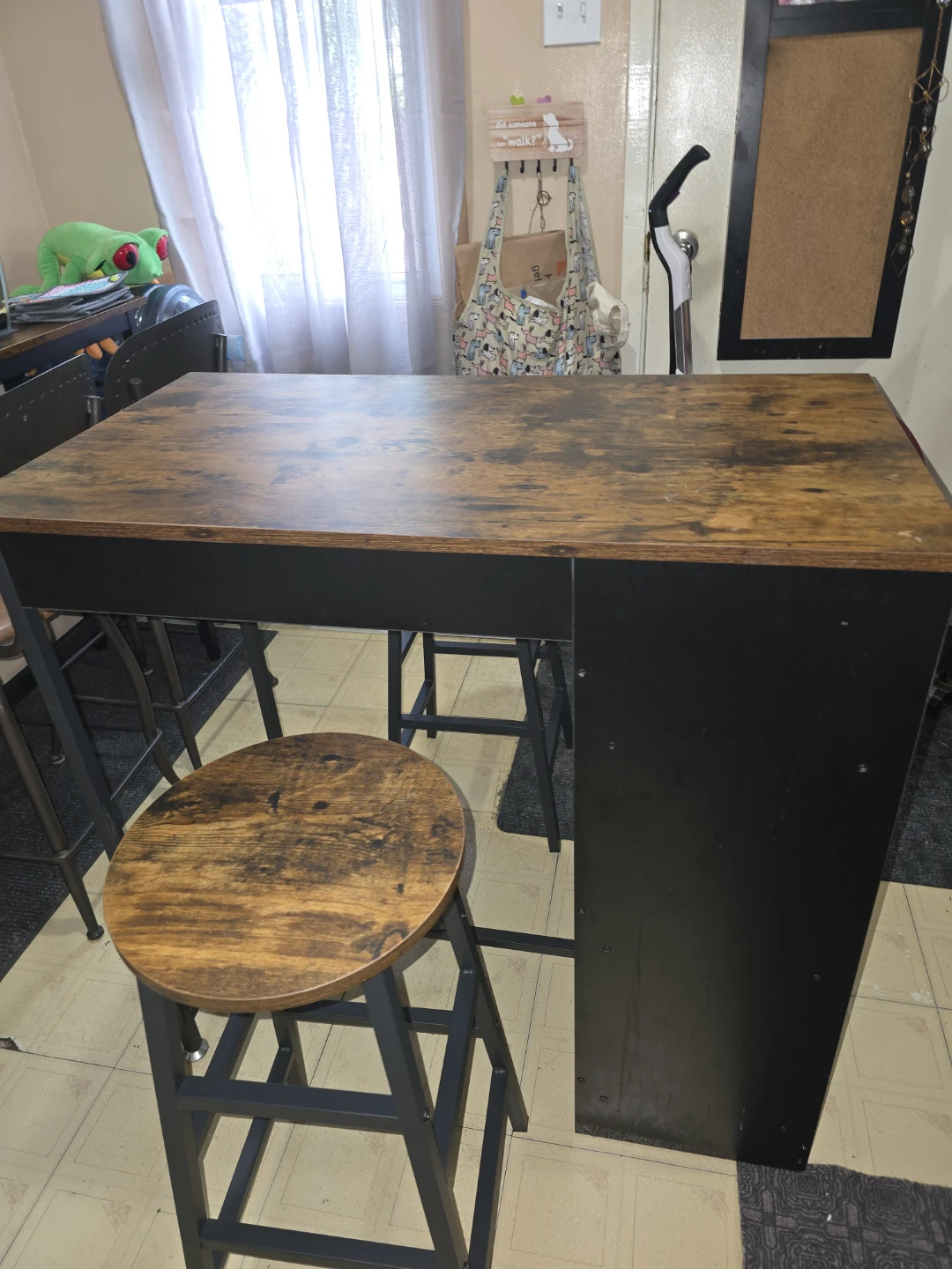 3-Piece Bar Table Set with 2 Stools - photo 3
