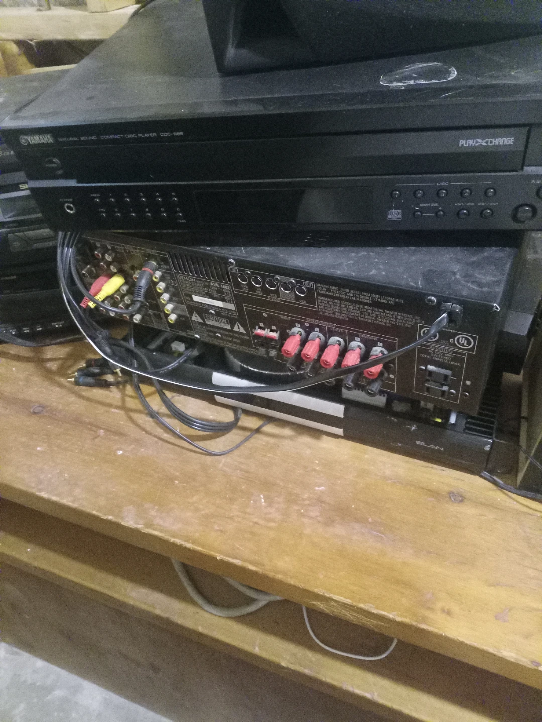 Yamaha Natural Sound Compact Disc Player CDC-695