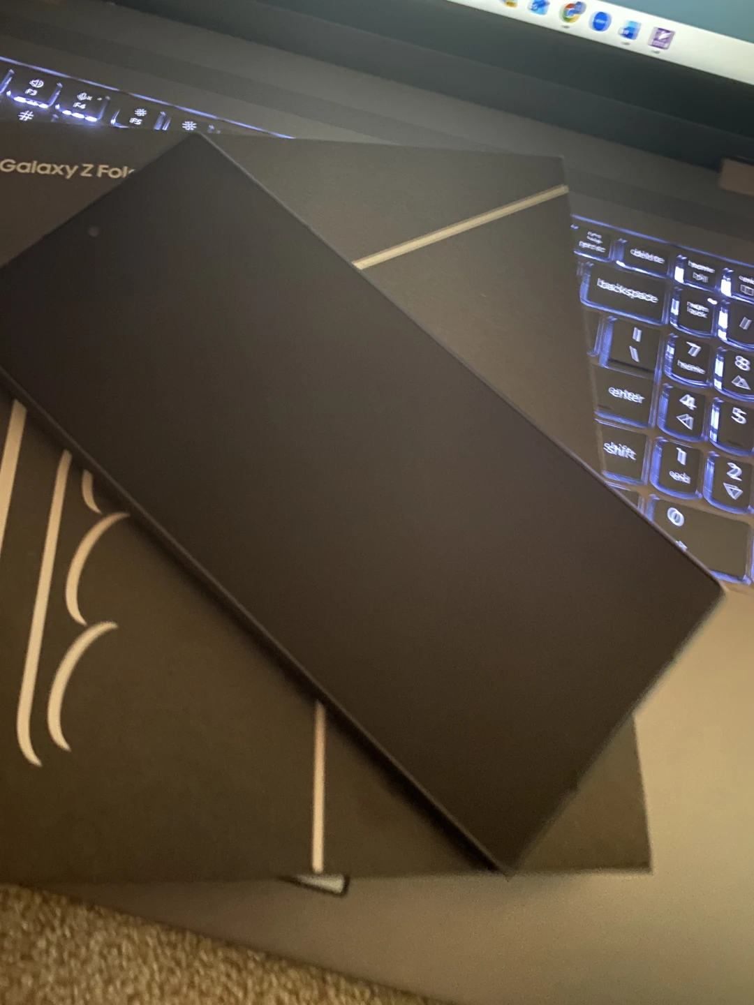 Samaung Z FOLD 7 256GB/12GB 1.5 month old