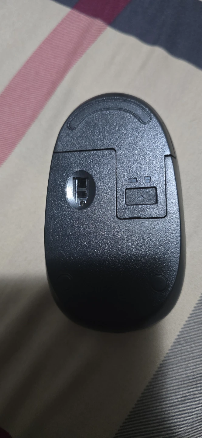 Black Wireless Computer Mouse - photo 2