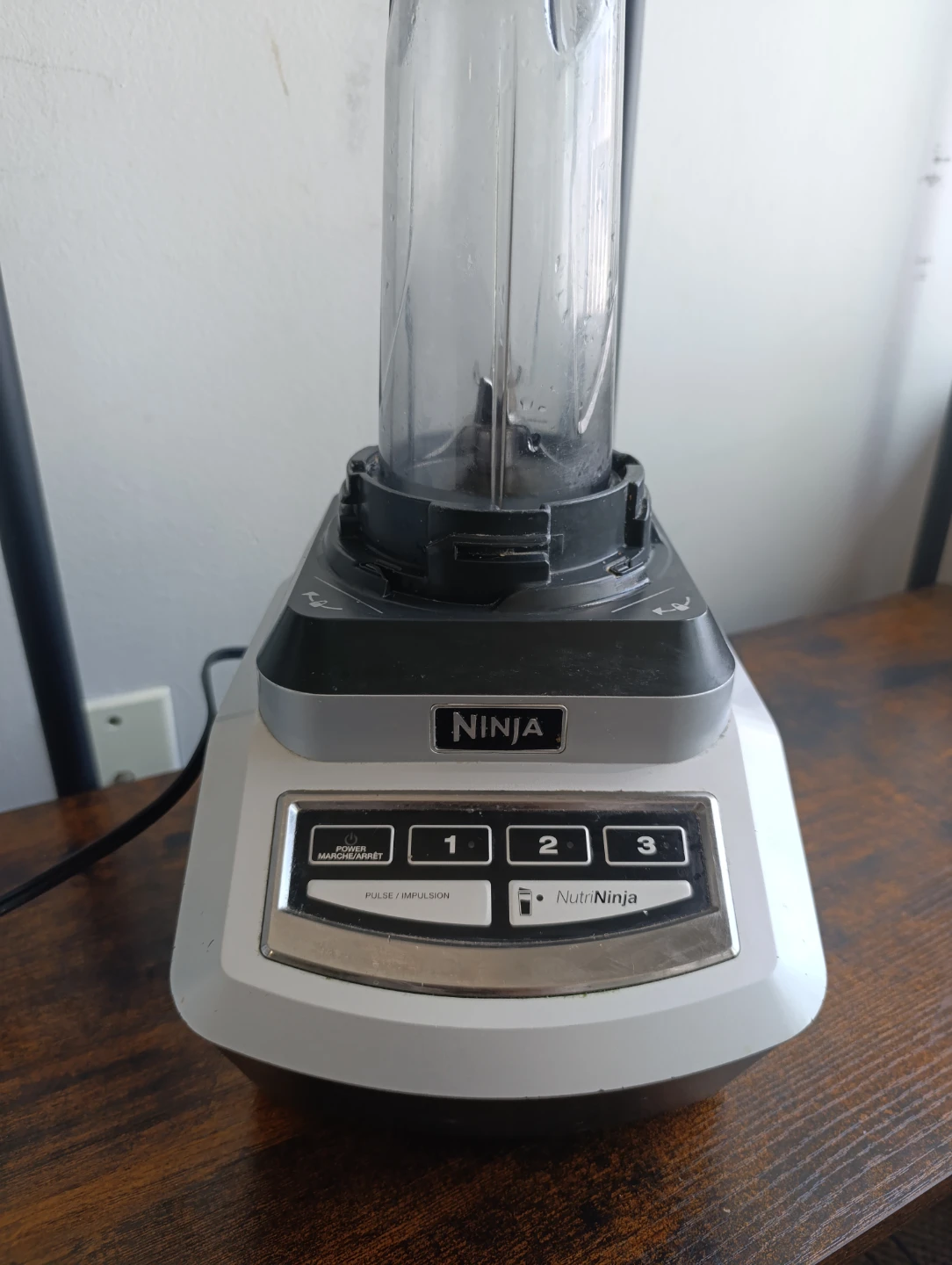 Ninja Nutri Ninja Blender Base and smoothie/single serve cup - photo 2
