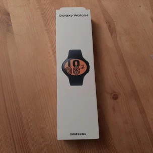 ⚽Samsung Galaxy Watch 4 Smartwatch